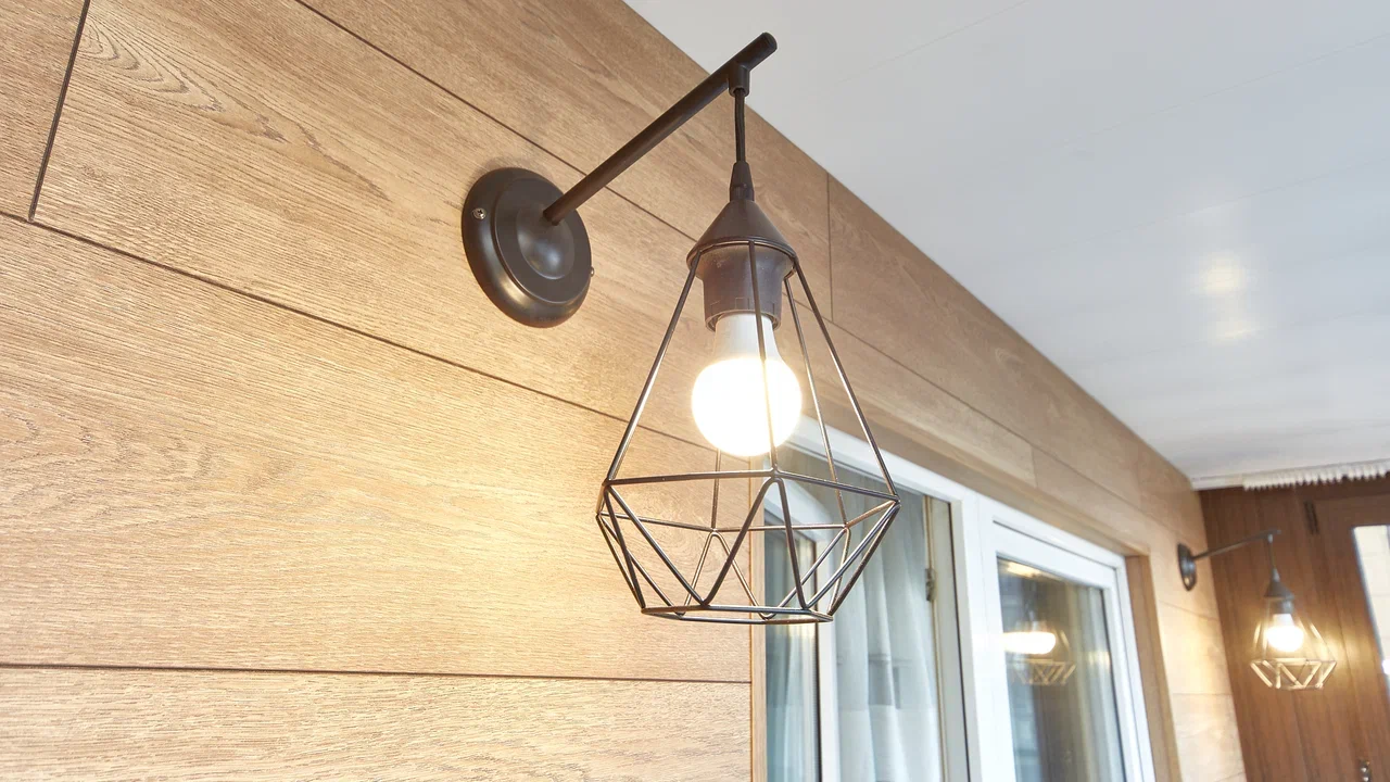 Отделка балконов под ключ в Видном